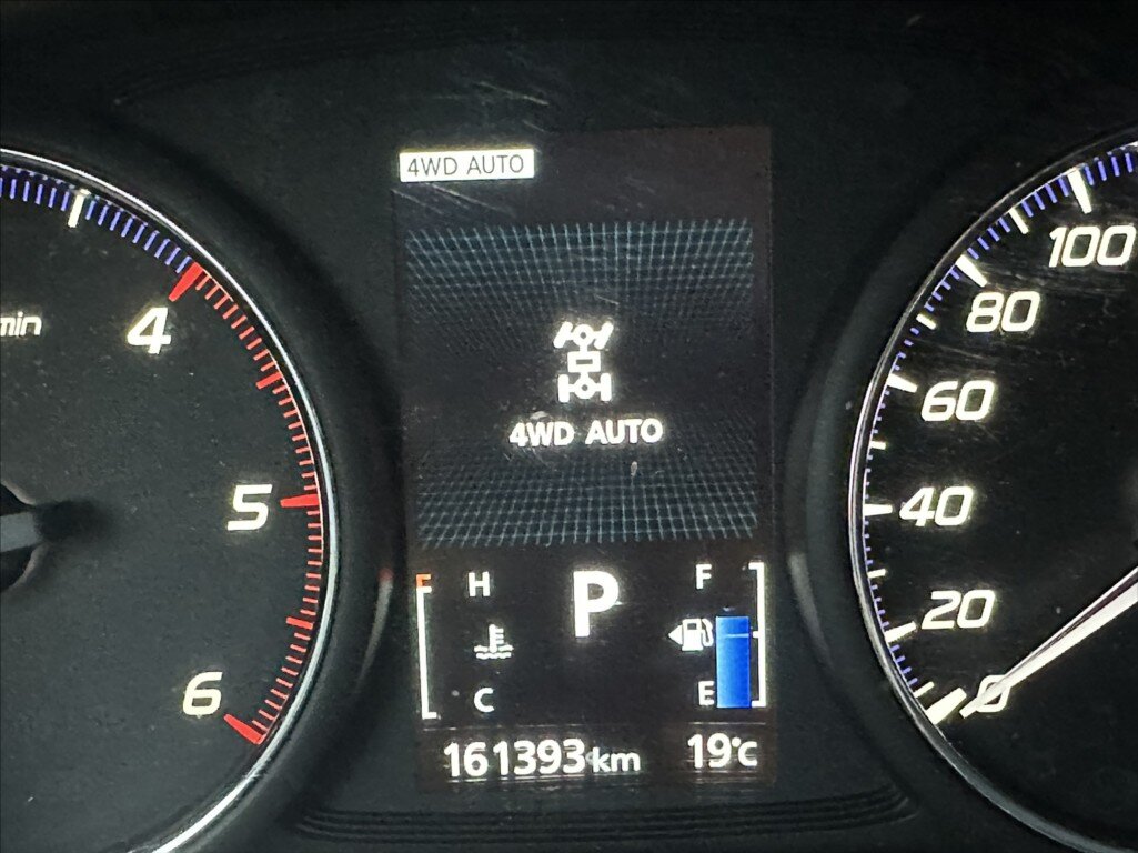 Mitsubishi Outlander SUV / Terénní 2,3 l 110 kw
