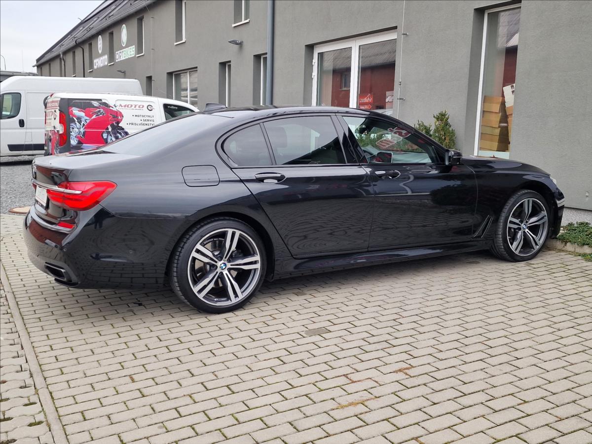 BMW Řada 7