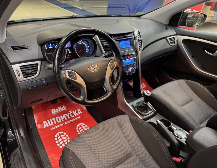 Hyundai i30 Kombi 1,6 l 81 kw