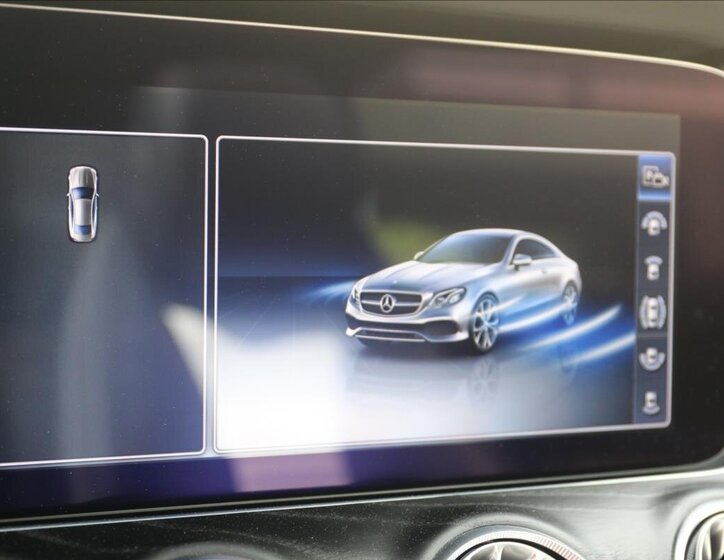 Mercedes-Benz Třídy E Kupé 2,9 l 250 kw