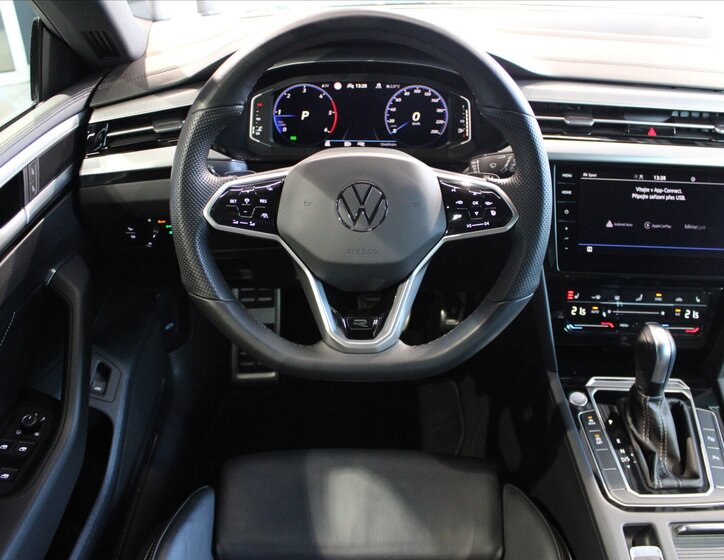 Volkswagen Arteon Kombi 2,0 l 147 kw