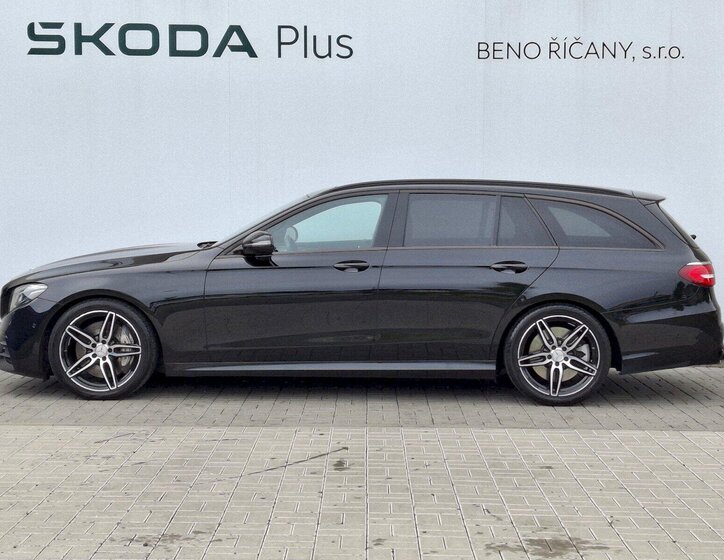 Mercedes-Benz Třídy E Kombi 3,0 l 320 kw
