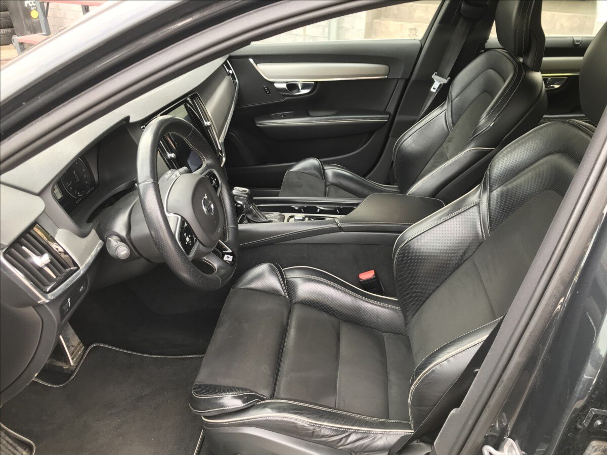 Volvo V90 Kombi 2,0 l 140 kw