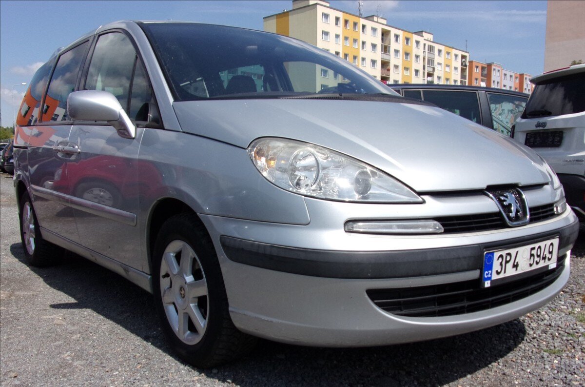 Peugeot 807 MPV 2,0 l 100 kw
