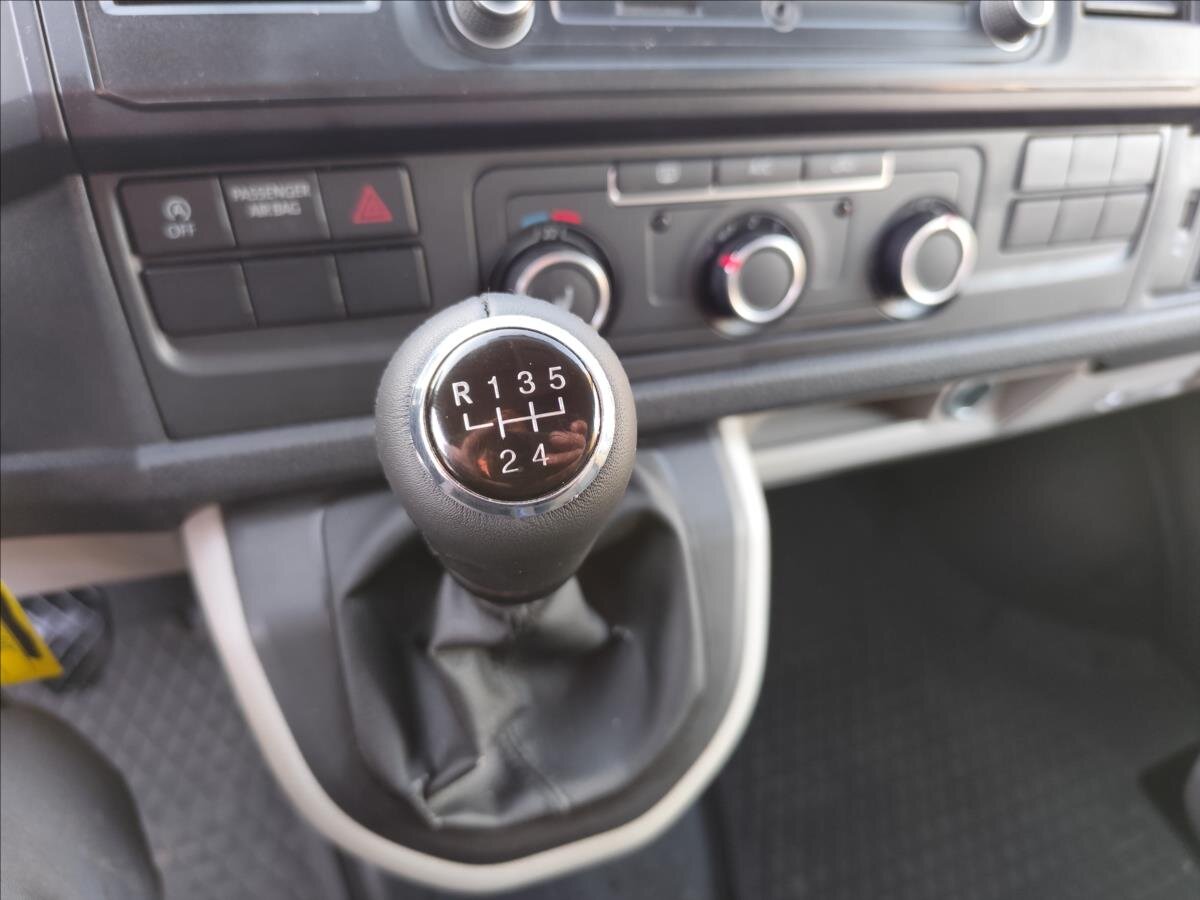 Volkswagen Transporter Ostatní 2,0 l 84 kw
