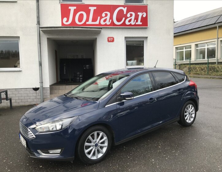 Ford Focus Hatchback 999,0 92 kw