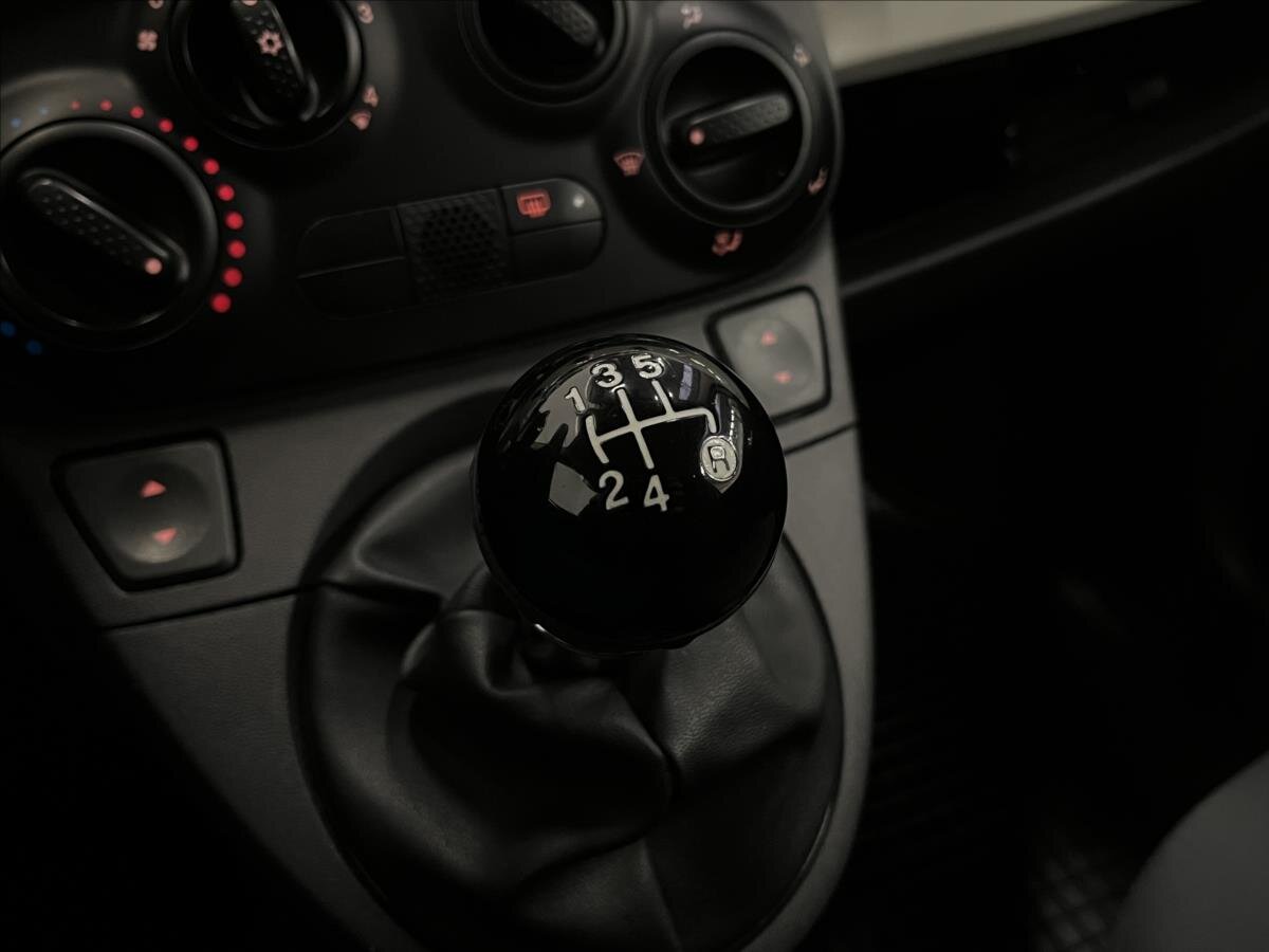 Fiat 500 Hatchback 1,2 l 51 kw