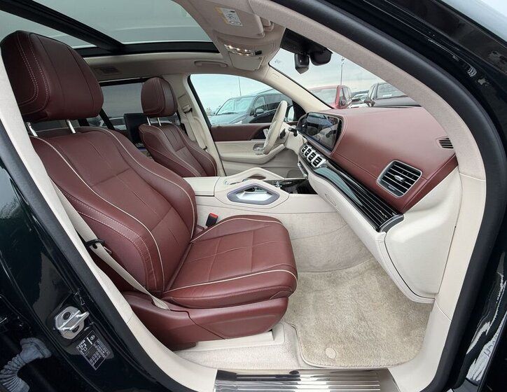 Mercedes-Benz GLS SUV / Terénní 4,0 l 410 kw