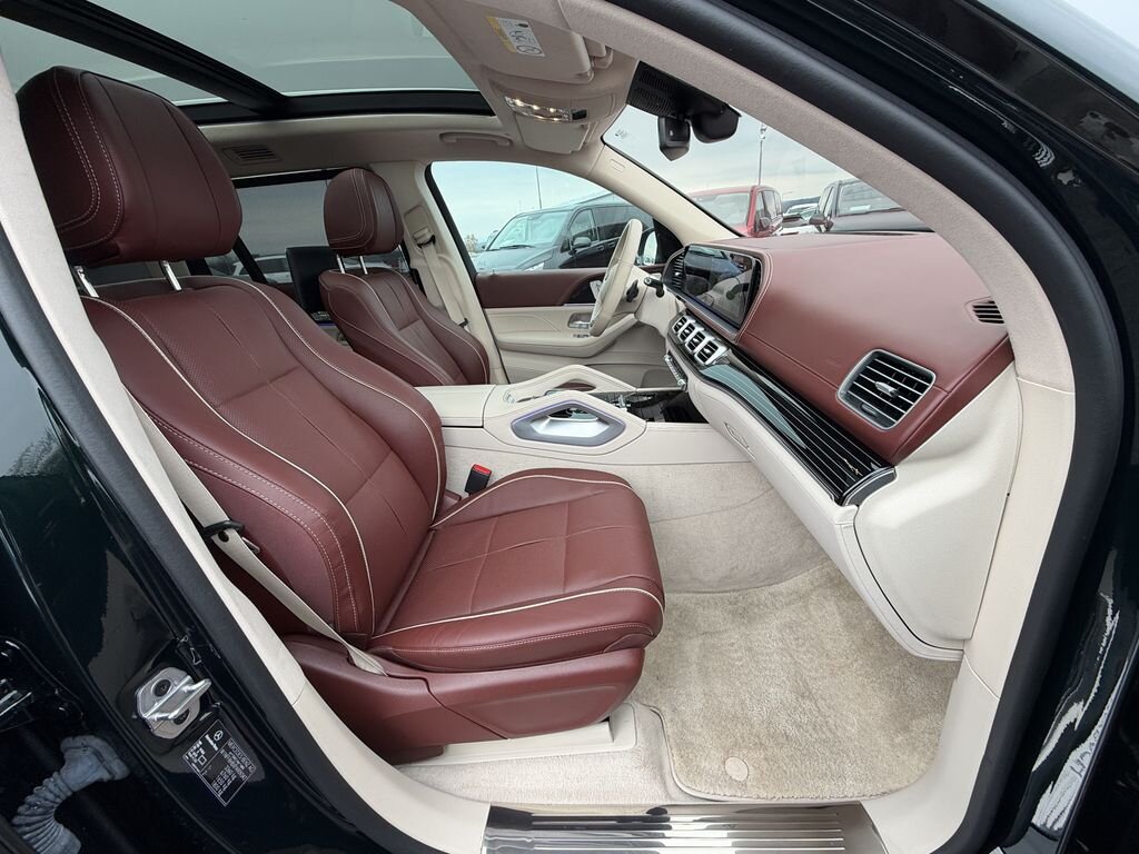 Mercedes-Benz GLS SUV / Terénní 4,0 l 410 kw