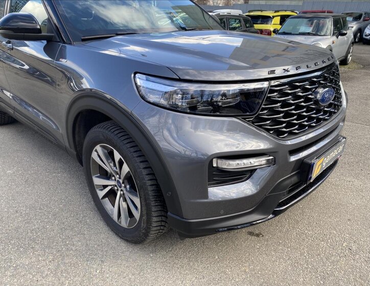 Ford Explorer SUV / Terénní 3,0 l 267 kw