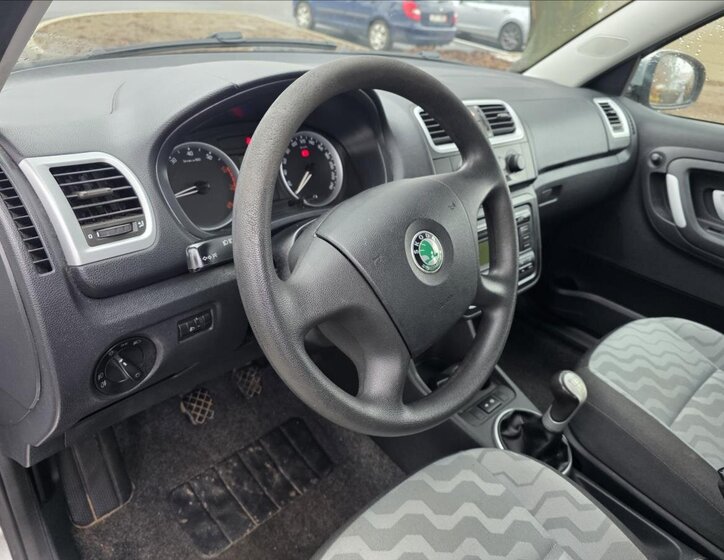 Škoda Fabia Hatchback 1,2 l 44 kw