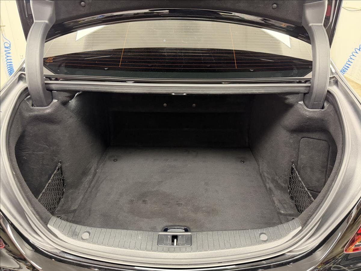 Mercedes-Benz Třídy S Sedan / Limuzína 2,9 l 250 kw