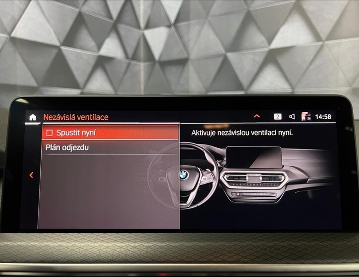 BMW X3 SUV / Terénní 2,0 l 135 kw