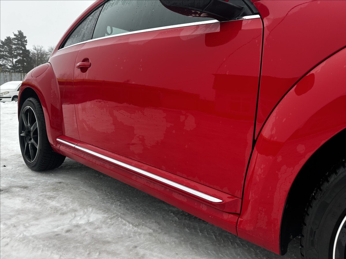 Volkswagen Beetle Hatchback 1,2 l 77 kw