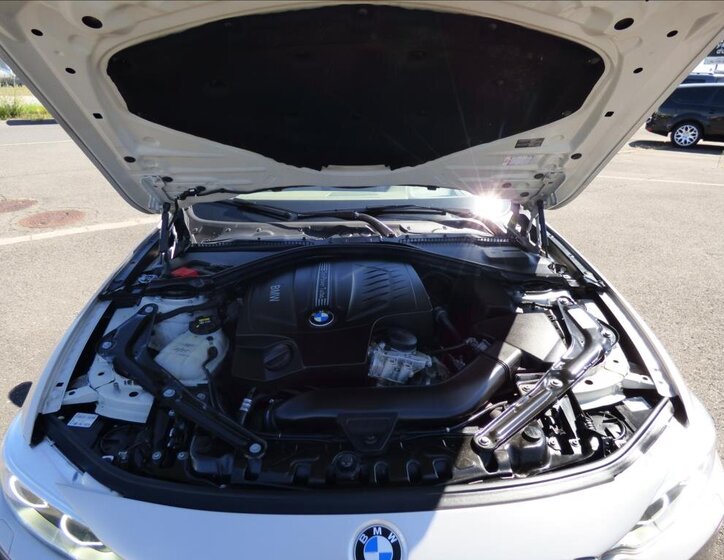 BMW Řada 4 Kabriolet 3,0 l 225 kw