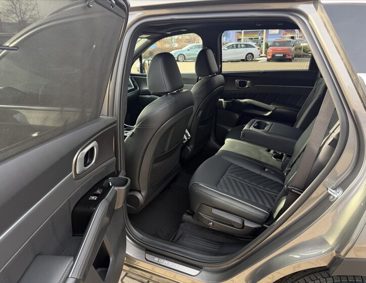 KIA Sorento SUV 2,2 l 142 kw