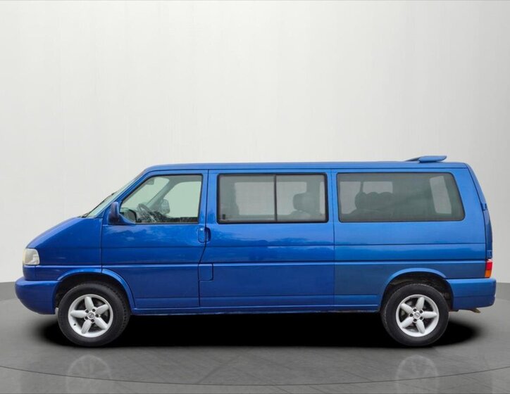 Volkswagen Caravelle Kombi 2,5 l 75 kw