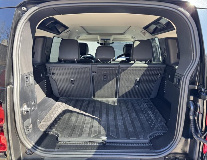 Land Rover Defender SUV / Terénní 3,0 l 294 kw