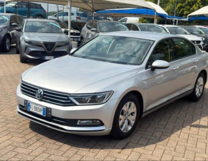 Volkswagen Passat Ostatní 1,6 l 88 kw