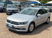 Volkswagen Passat Ostatní 1,6 l 88 kw