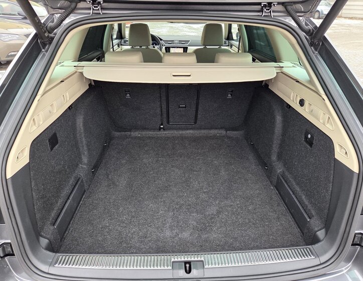 Škoda Superb Kombi 2,0 l 147 kw