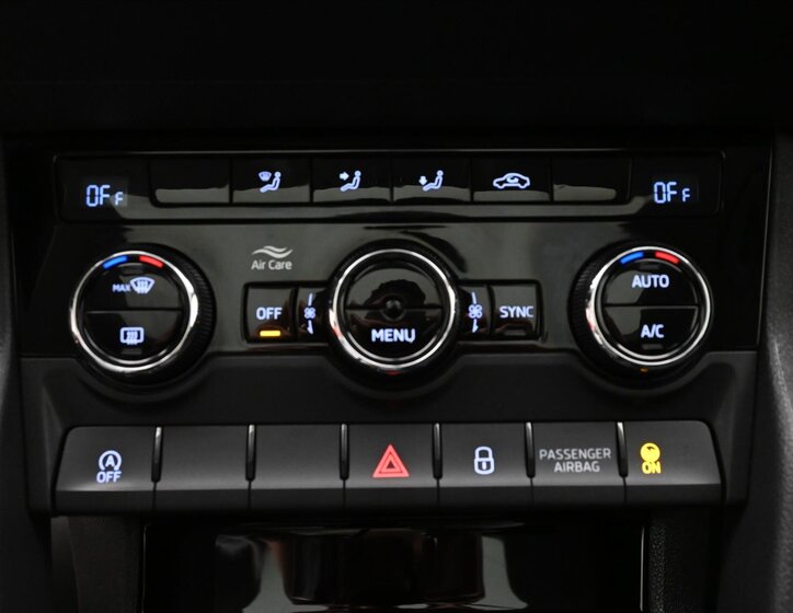 Škoda Karoq SUV 1,5 l 110 kw