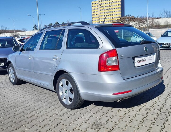 Škoda Octavia Kombi 1,6 l 77 kw