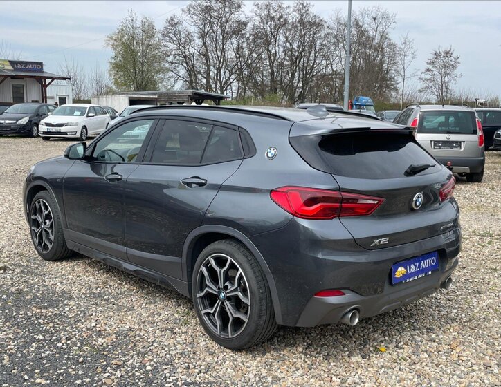 BMW X2 SUV / Terénní 2,0 l 140 kw