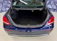 Mercedes-Benz Třídy E 28