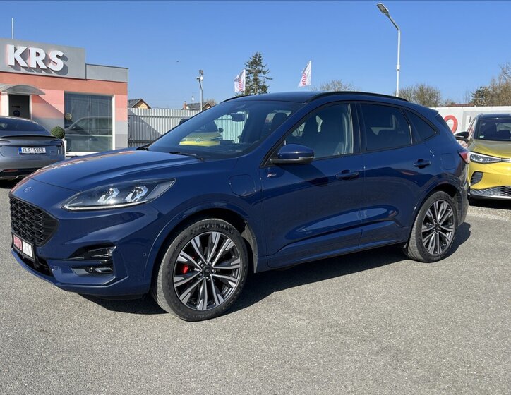 Ford Kuga SUV / Terénní 2,5 l 165 kw