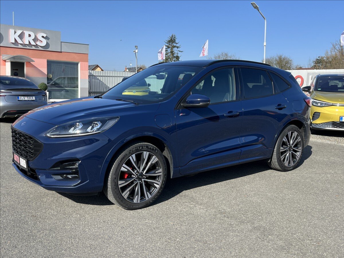 Ford Kuga SUV / Terénní 2,5 l 165 kw