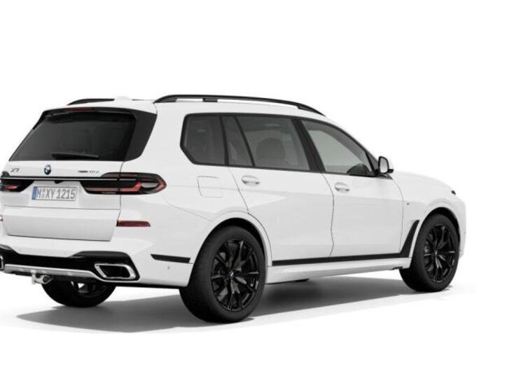 BMW X7 2