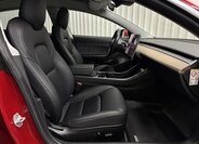 Tesla Model 3 Liftback 0,0 324 kw