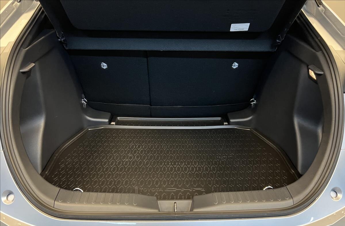 Toyota C-HR Hatchback 1,8 l 72 kw