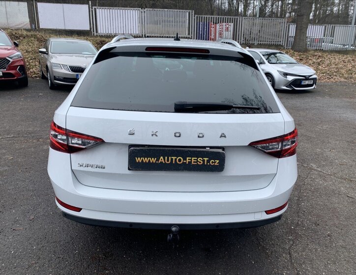 Škoda Superb Kombi 2,0 l 110 kw