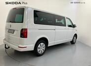 Volkswagen Caravelle 2