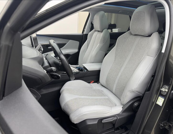 Peugeot 3008 SUV / Terénní 1,2 l 96 kw