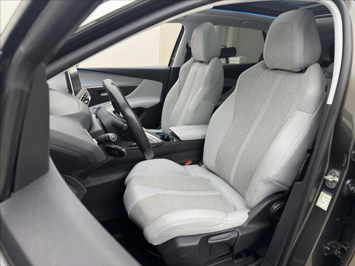 Peugeot 3008 SUV / Terénní 1,2 l 96 kw