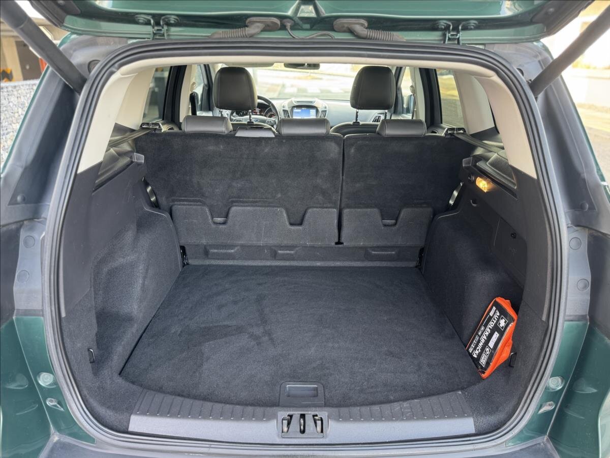 Ford Kuga SUV 2,0 l 110 kw