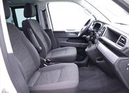 Volkswagen Multivan 14