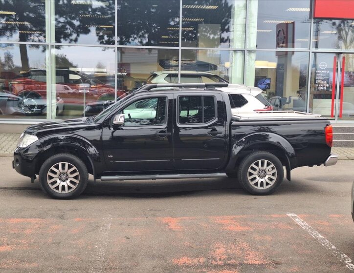 Nissan Navara Pick-up 3,0 l 170 kw