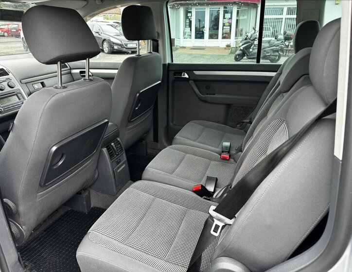Volkswagen Touran MPV 2,0 l 110 kw