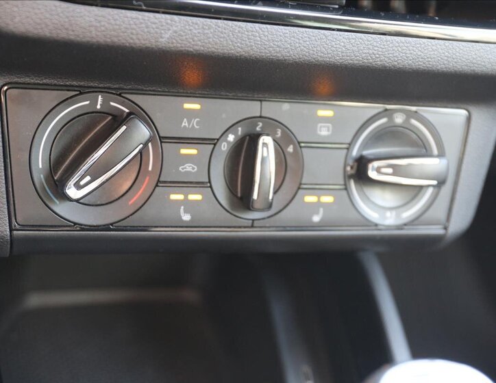 Škoda Scala Hatchback 999,0 85 kw