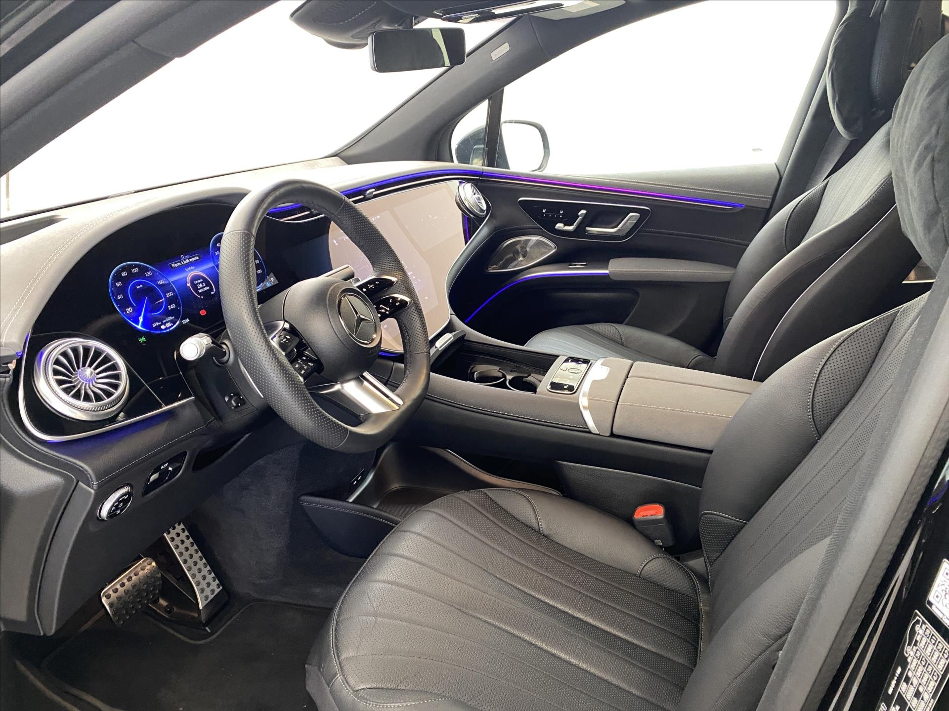 Mercedes-Benz EQS SUV / Terénní 0,0 330 kw