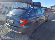 Škoda Superb Kombi 2,0 l 103 kw