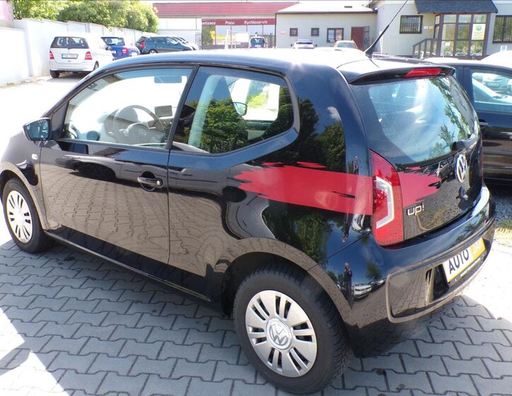 Volkswagen up! 6