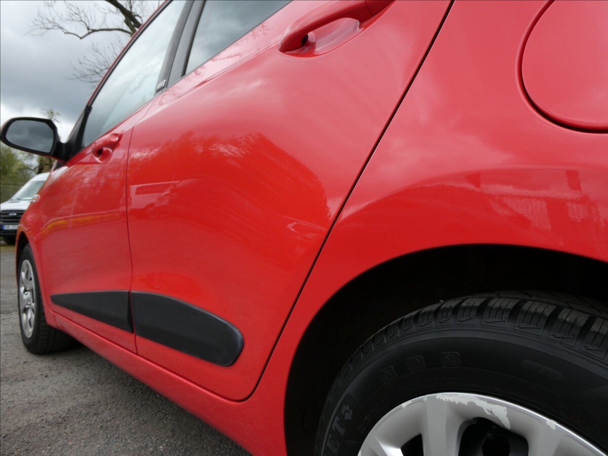 Hyundai i10 Hatchback 998,0 49 kw