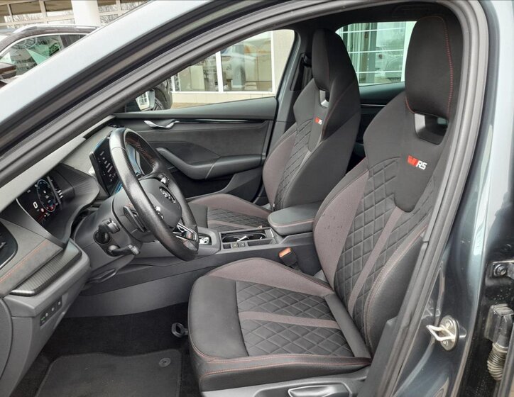 Škoda Octavia Kombi 2,0 l 180 kw