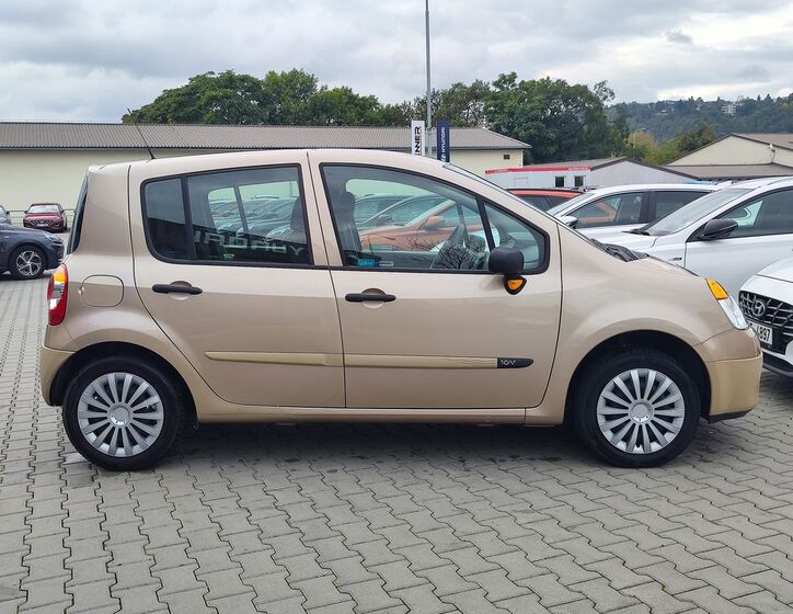 Renault Modus 4