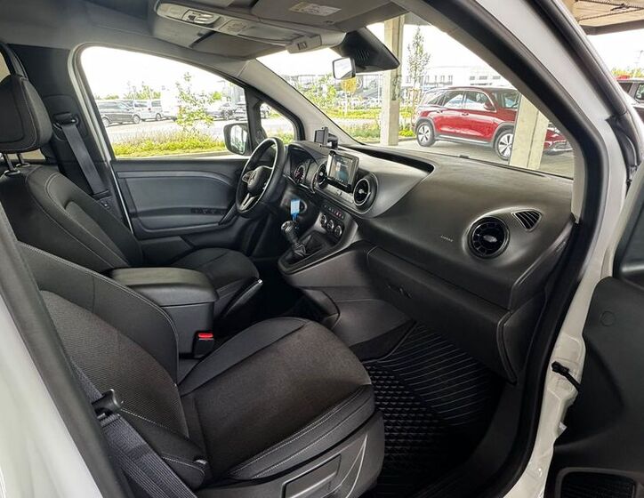 Mercedes-Benz Citan 10